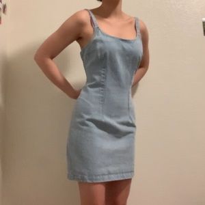 sleeveless denim dress